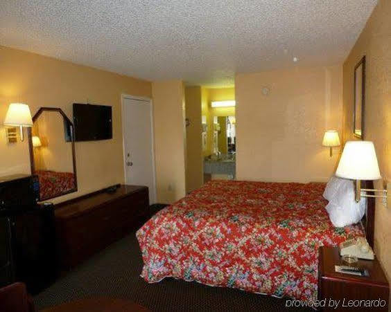 Redwood Inn - White Hall Dış mekan fotoğraf